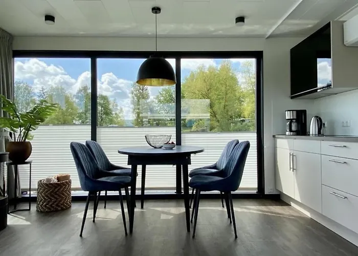 Hausboot Black Pearl - Lp1 *