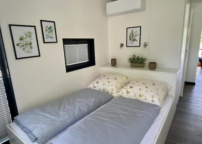 Hausboot Black Pearl - Lp1